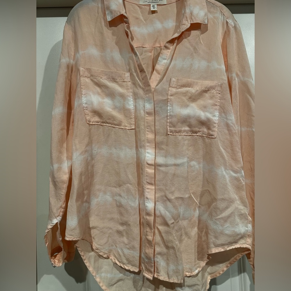 Cloth & Stone for Anthropologie Peach and White Tie-Dye Button-Up Blouse